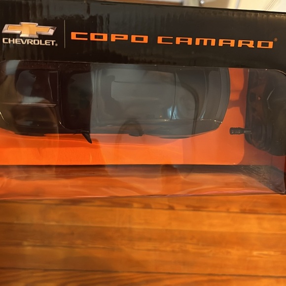 Coop Camaro Braha remote control car - Picture 3 of 5